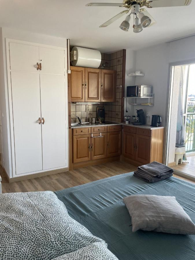 Welcs Apartamento 065 Emp Cerca Del Mar Roses Bagian luar foto