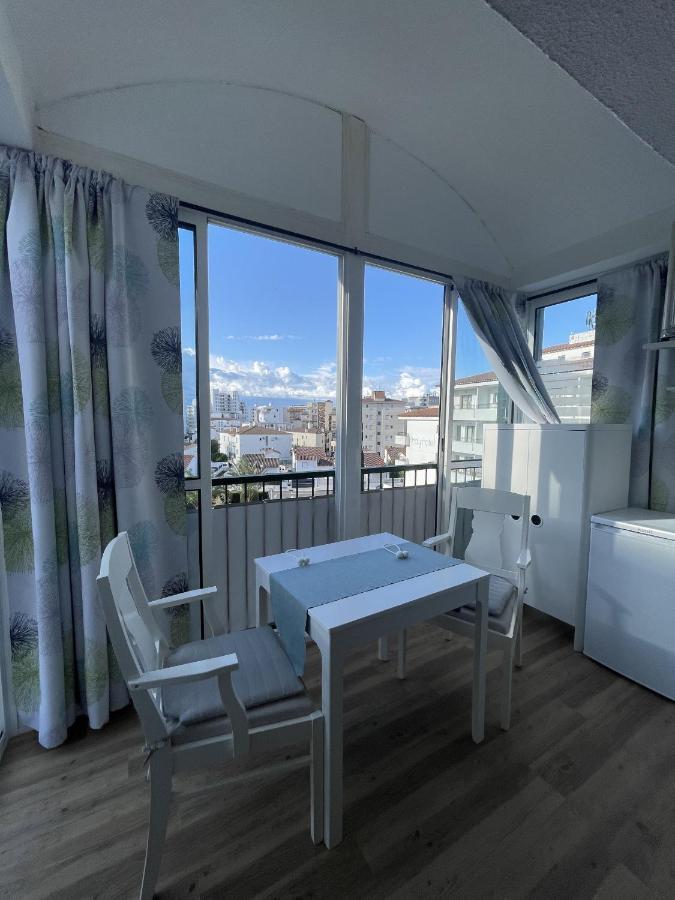 Welcs Apartamento 065 Emp Cerca Del Mar Roses Bagian luar foto
