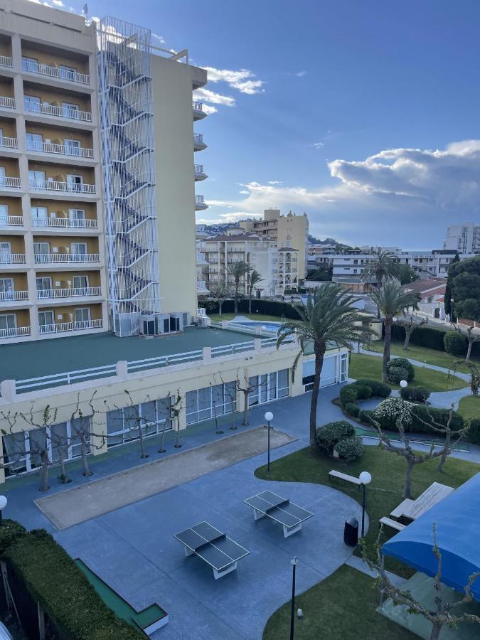 Welcs Apartamento 065 Emp Cerca Del Mar Roses Bagian luar foto